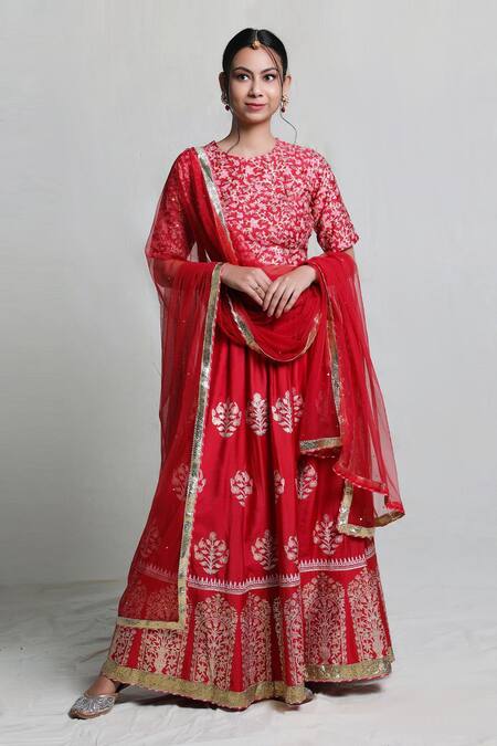Buy_Abbaran_Red Cotton Silk Dupatta Net Round Foil Block Print Bridal Lehenga Set _Online_at_Aza_Fashions