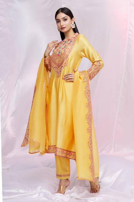 Petticoat Lane By Divya Yellow Organza, Chanderi Floral Motifs, Mirror Work Round Embroidered Kurta Set Online at Aza Fashions Petticoat Lane By Divya_Yellow Organza, Chanderi Floral Motifs, Mirror Work Round Embroidered Kurta Set _Online_at_Aza_Fashions