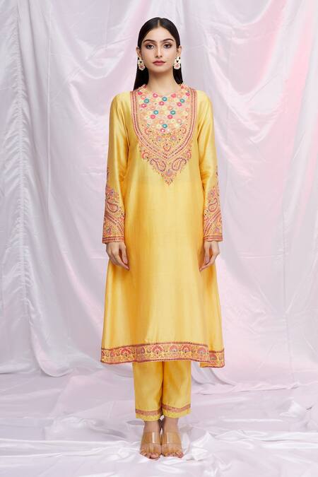 Buy Petticoat Lane By Divya Yellow Organza, Chanderi Floral Motifs, Mirror Work Round Embroidered Kurta Set Online at Aza Fashions Buy_Petticoat Lane By Divya_Yellow Organza, Chanderi Floral Motifs, Mirror Work Round Embroidered Kurta Set _Online_at_Aza_Fashions