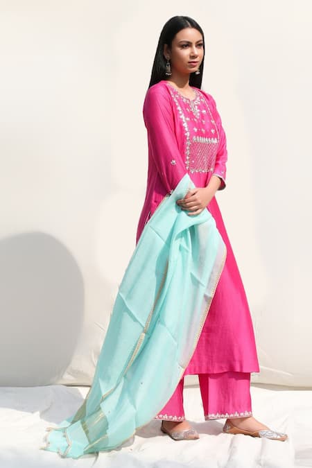 Buy_Abbaran_Pink Cotton Silk Dupatta Chanderi Round Embroidered Kurta Set _Online_at_Aza_Fashions