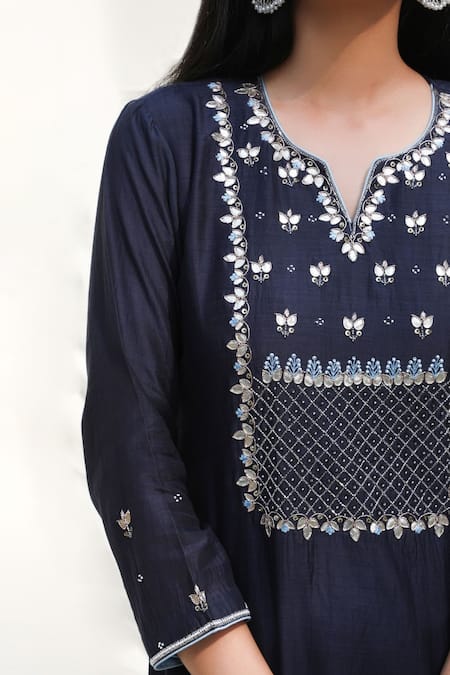 Shop_Abbaran_Blue Cotton Silk Dupatta Chanderi Round Embroidered Kurta Set _Online_at_Aza_Fashions