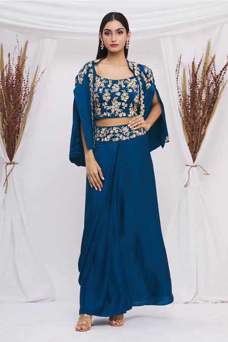 Embroidered Cape & Lehenga Set | Cape lehenga, Aza fashion, Long jacket  dresses