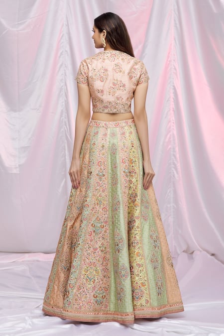 Shop Petticoat Lane By Divya Pink Organza, Brocade, Dupion Floral Motifs V Neck Woven Bridal Lehenga Set at Aza Fashions Shop_Petticoat Lane By Divya_Pink Organza, Brocade, Dupion Floral Motifs V Neck Woven Bridal Lehenga Set _at_Aza_Fashions