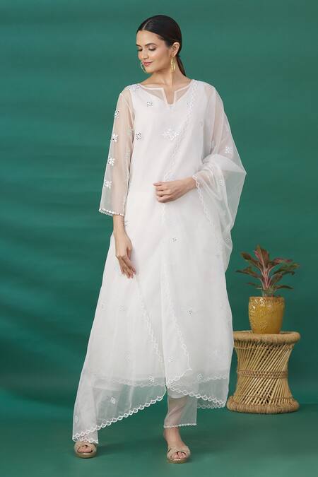 Buy_Asaga_White Mirror Notched Embroidered Flared Kurta Pant Set _Online_at_Aza_Fashions
