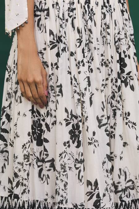 Shop_Yogita Kadam_White Printed Floral Motifs Asymmetric Lehenga Set_Online_at_Aza_Fashions