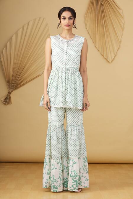 Yogita Kadam_Green Printed Floral Motifs Round Kurta Sharara Set  _Online_at_Aza_Fashions