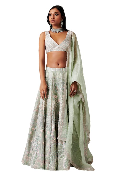 Amaare Green Taffeta Embroidery V Neck Embellished Bridal Lehenga Set 