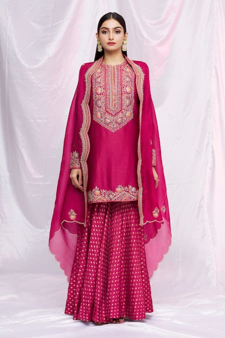 Petticoat Lane By Divya Pink Organza, Chanderi, Brocade Floral Motifs Cape Open, Sharara Set With Online at Aza Fashions Petticoat Lane By Divya_Pink Organza, Chanderi, Brocade Floral Motifs Cape Open, Sharara Set With _Online_at_Aza_Fashions