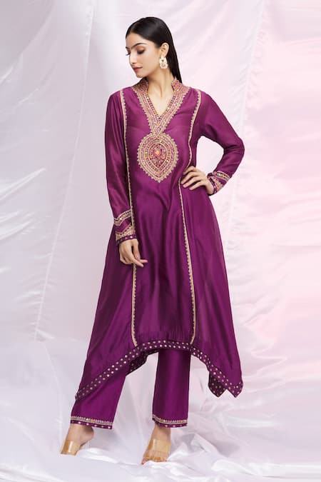 Petticoat Lane By Divya Purple Chanderi Floral Motifs Mandarin Collar Kurta And Pant Set Online at Aza Fashions Petticoat Lane By Divya_Purple Chanderi Floral Motifs Mandarin Collar Kurta And Pant Set _Online_at_Aza_Fashions