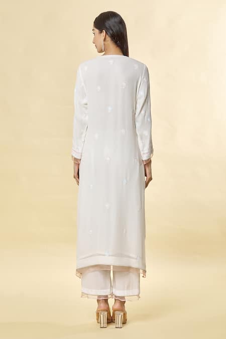 Romaa Chikankari Embroidered Kurta Set 