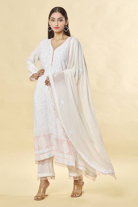 Romaa_White Chikankari, Moti And Cutdana Work V Neck Embroidered Kurta Set _Online_at_Aza_Fashions