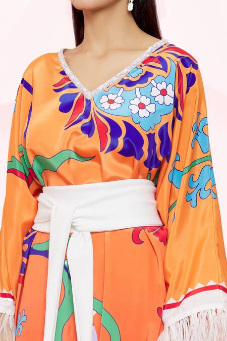 Pria Kataria Puri Coral Crepe V Neck Pattern Kaftan at Aza Fashions Pria Kataria Puri_Coral Crepe V Neck Pattern Kaftan _at_Aza_Fashions