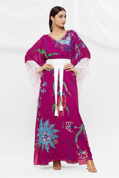 Pria Kataria Puri Maroon Georgette Floral V Neck Pattern Kaftan Online at Aza Fashions Pria Kataria Puri_Maroon Georgette Floral V Neck Pattern Kaftan _Online_at_Aza_Fashions