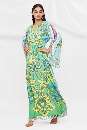 Pria Kataria Puri Green Crepe Floral Notched Pattern Dress Online at Aza Fashions Pria Kataria Puri_Green Crepe Floral Notched Pattern Dress _Online_at_Aza_Fashions