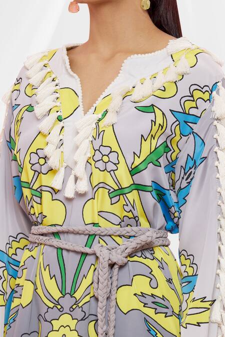 Pria Kataria Puri Black Crepe Floral Notched Pattern Dress at Aza Fashions Pria Kataria Puri_Black Crepe Floral Notched Pattern Dress _at_Aza_Fashions