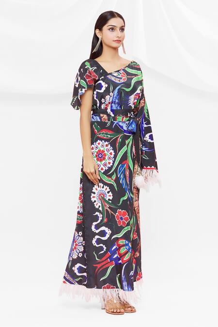 Shop Pria Kataria Puri Black Crepe Embellished Floral Asymmetric Pattern Kaftan Online at Aza Fashions Shop_Pria Kataria Puri_Black Crepe Embellished Floral Asymmetric Pattern Kaftan _Online_at_Aza_Fashions