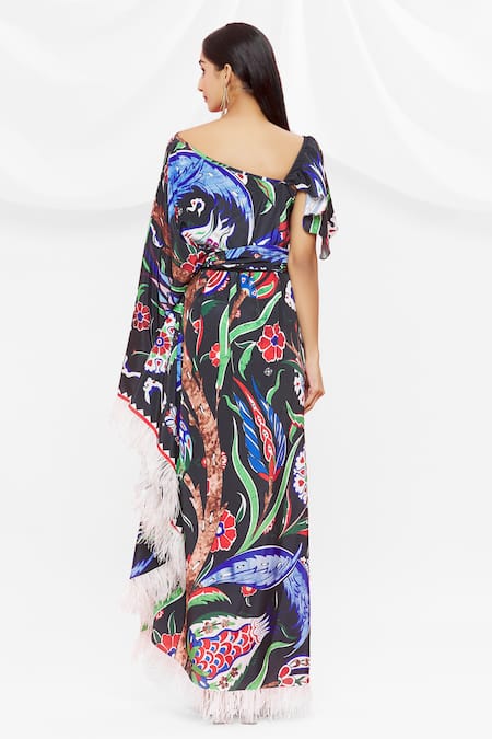 Shop Pria Kataria Puri Black Crepe Embellished Floral Asymmetric Pattern Kaftan at Aza Fashions Shop_Pria Kataria Puri_Black Crepe Embellished Floral Asymmetric Pattern Kaftan _at_Aza_Fashions