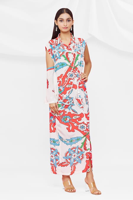 Pria Kataria Puri White Crepe Embellished Floral Shirt Collar Pattern Dress Online at Aza Fashions Pria Kataria Puri_White Crepe Embellished Floral Shirt Collar Pattern Dress _Online_at_Aza_Fashions