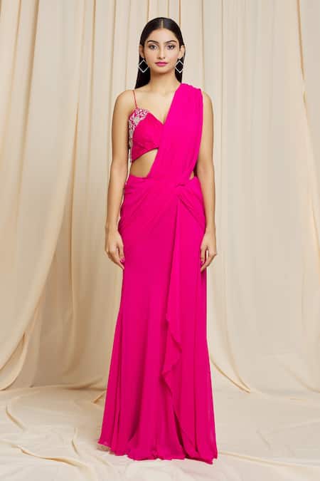 Izzumi Mehta Pink Georgette Floral Plunge V Neck Embroidered Pre-stitched Saree With Blouse Online at Aza Fashions Izzumi Mehta_Pink Georgette Floral Plunge V Neck Embroidered Pre-stitched Saree With Blouse _Online_at_Aza_Fashions