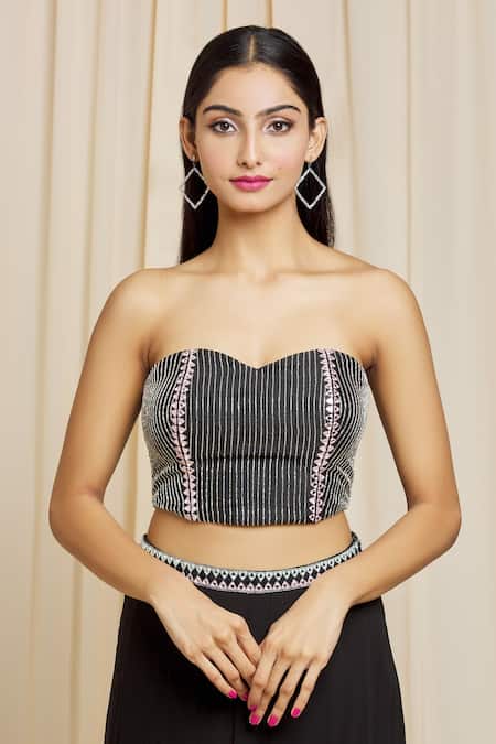 Izzumi Mehta Black Georgette Stripe Sweetheart Neck Embroidered Pre-draped Skirt Saree at Aza Fashions Izzumi Mehta_Black Georgette Stripe Sweetheart Neck Embroidered Pre-draped Skirt Saree _at_Aza_Fashions