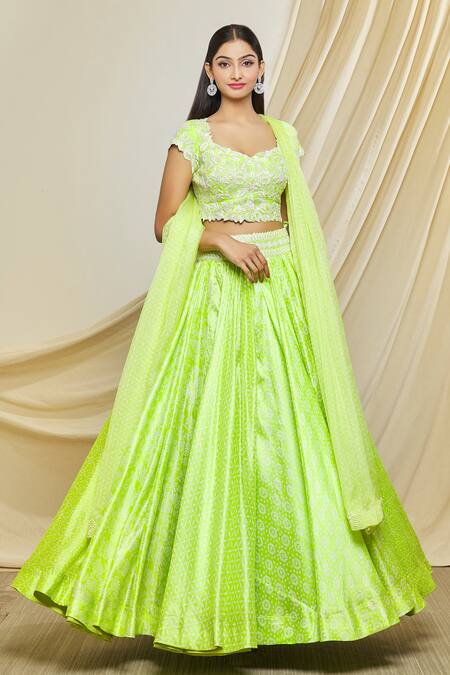 Bride-to-be Kriti Kharbanda's 10 Gorgeous Ethnic Wear Looks
