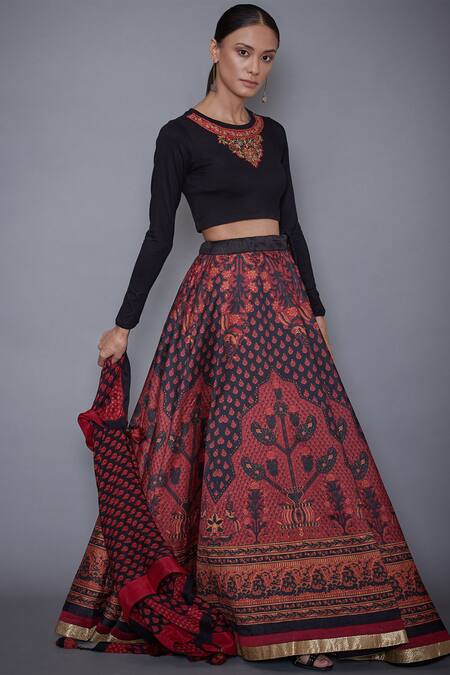 RI.Ritu Kumar Black Poly Dupion Round Printed Lehenga Set Online at Aza Fashions RI.Ritu Kumar_Black Poly Dupion Round Printed Lehenga Set _Online_at_Aza_Fashions