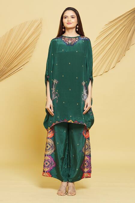 Rajat K Tangri Green Boat Neck Mughal Horse Pattern Kaftan And Pant Set Online at Aza Fashions Rajat K Tangri_Green Boat Neck Mughal Horse Pattern Kaftan And Pant Set _Online_at_Aza_Fashions