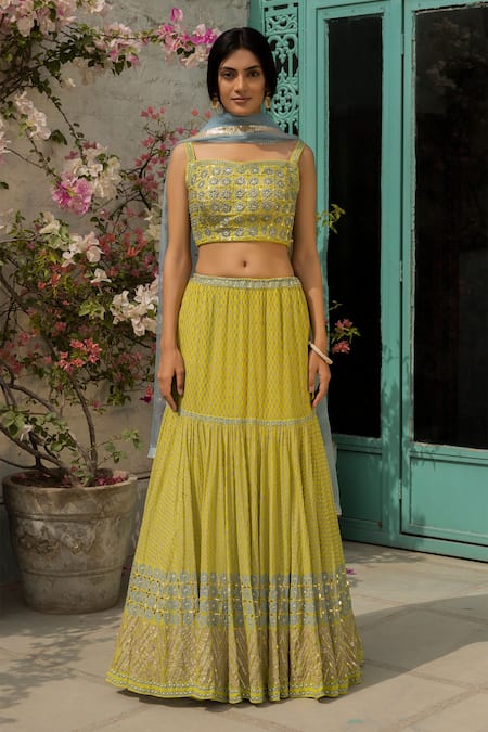 Surbhi Gupta_Green Organza, Georgette, Cotton Silk Sweetheart Neck Printed Lehenga Set _Online_at_Aza_Fashions