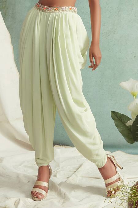 Shop Priyanka Jain Green Cape Organza, Dhoti Pant Crepe Chanderi Sweetheart Neck And Set Online at Aza Fashions Shop_Priyanka Jain_Green Cape Organza, Dhoti Pant Crepe Chanderi Sweetheart Neck And Set _Online_at_Aza_Fashions