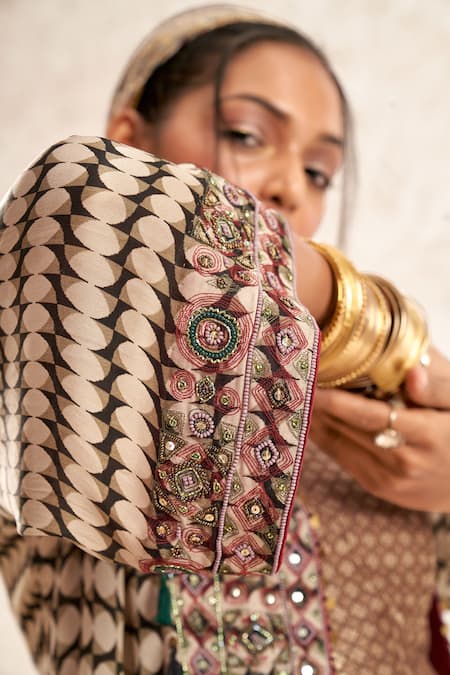 Aditi Somani Beige Georgette, Brocade Tassels, Cut Work Printed Kimono Jacket And Pant Set Online at Aza Fashions Aditi Somani_Beige Georgette, Brocade Tassels, Cut Work Printed Kimono Jacket And Pant Set _Online_at_Aza_Fashions