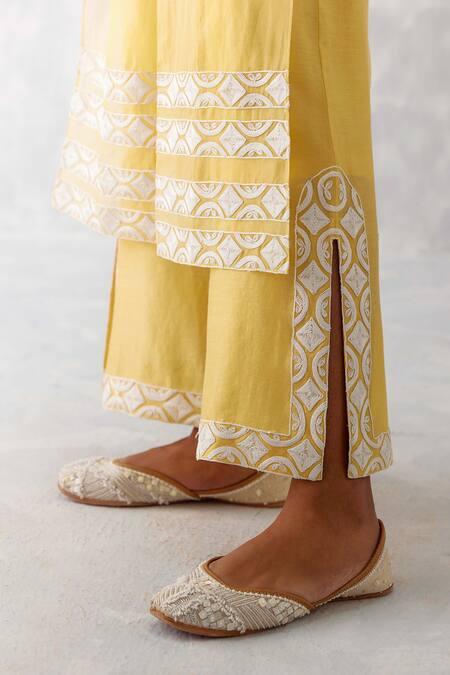 Devnaagri_Yellow Silk Organza Embroidery V-neck Slit Kurta And Palazzo Set _at_Aza_Fashions