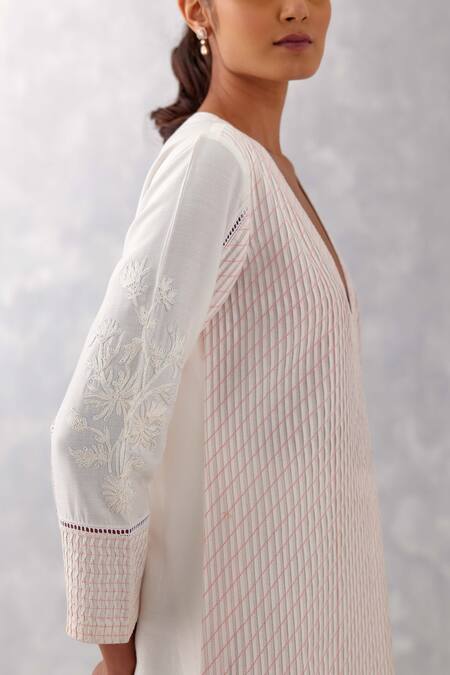 Buy Devnaagri Ivory Cotton, Organza, Embroidery Pintucked Kurta Straight Pant Set Online at Aza Fashions Buy_Devnaagri_Ivory Cotton, Organza, Embroidery Pintucked Kurta Straight Pant Set _Online_at_Aza_Fashions