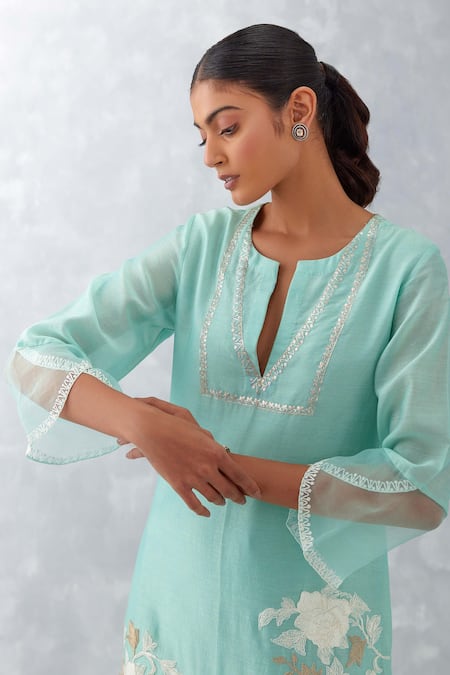 Devnaagri Blue Silk Organza, Silk, Chanderi Dori And Pittan Floral Work Kurta Set at Aza Fashions Devnaagri_Blue Silk Organza, Silk, Chanderi Dori And Pittan Floral Work Kurta Set _at_Aza_Fashions