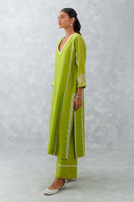 Buy Devnaagri Green , Chanderi, , Dori Straight Kurta Pant Set Online at Aza Fashions Buy_Devnaagri_Green , Chanderi, , Dori Straight Kurta Pant Set _Online_at_Aza_Fashions