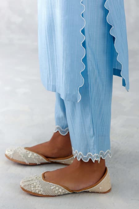 Devnaagri_Blue Chanderi, Silk Organza Embroidery, Cut Work Plunge Neck Pattern Kurta Set _at_Aza_Fashions