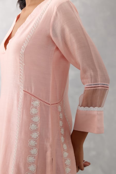 Shop_Devnaagri_Pink Chanderi And Organza Embroidered Dori Floral Block Print Kurta Set _Online_at_Aza_Fashions
