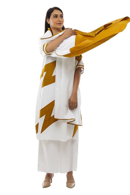 Shop_Khat_White Poplin, Cotton Square Neck Kurta Palazzo Set _Online_at_Aza_Fashions