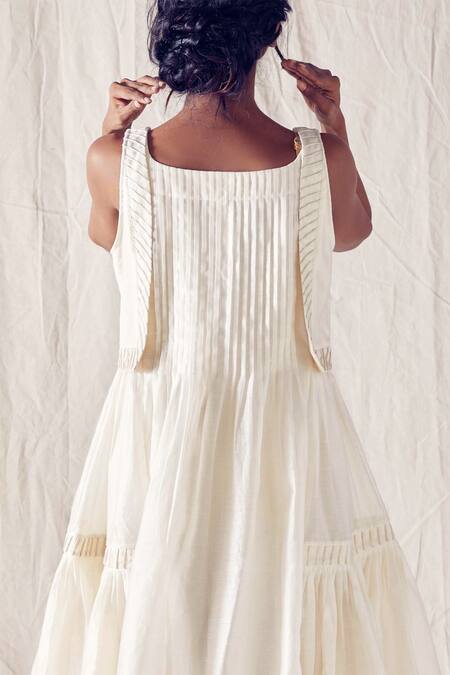 Buy_EK Katha_White Silk, , Chanderi, Handloom Square Neck Pleated Gown_Online_at_Aza_Fashions