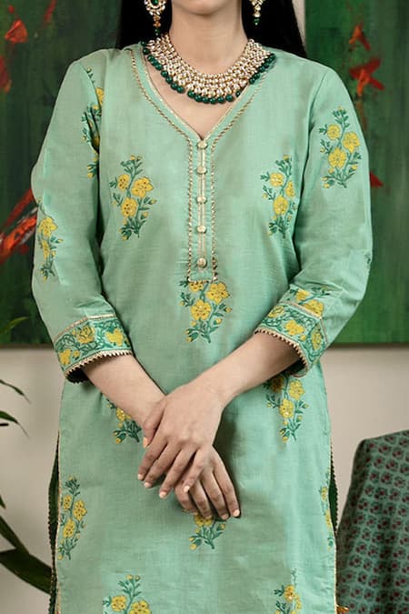 Shop_Abbaran_Green Cotton Cambric Dupatta Mulmul V Neck Block Print Kurta Gharara Set _Online_at_Aza_Fashions