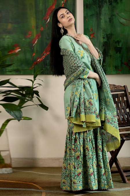 Abbaran_Green Cotton Cambric Dupatta Mulmul V Neck Block Print Kurta Gharara Set _Online_at_Aza_Fashions
