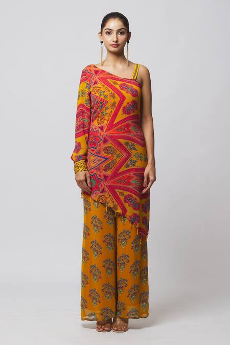 Diyarajvvir Yellow Georgette, Linen Sequins, One Shoulder Printed Tunic And Flared Pant Set Online at Aza Fashions Diyarajvvir_Yellow Georgette, Linen Sequins, One Shoulder Printed Tunic And Flared Pant Set _Online_at_Aza_Fashions