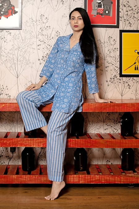 Abbaran Blue Cotton Embroidery Notched Collar Block Print Kurta And Pant Set 