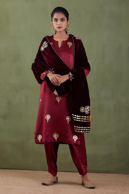 Abbaran Foil Print Kurta Set 