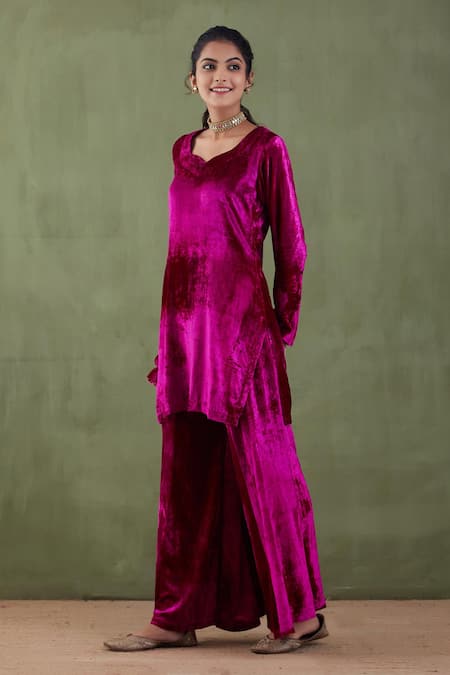 Buy_Abbaran_Purple Silk Velvet Leaf Neck Kurta And Sharara Set _Online_at_Aza_Fashions