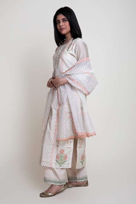 Buy_Abbaran_White Chanderi, Cotton Cambric Block , Foil Round Kurta Palazzo Set _Online_at_Aza_Fashions