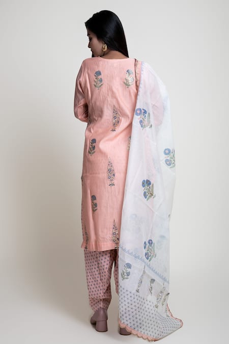 Shop_Abbaran_Peach Chanderi, Cotton Cambric Block , Foil V Neck Kurta Set _at_Aza_Fashions