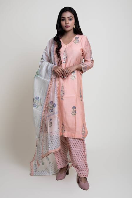 Abbaran_Peach Chanderi, Cotton Cambric Block , Foil V Neck Kurta Set _Online_at_Aza_Fashions