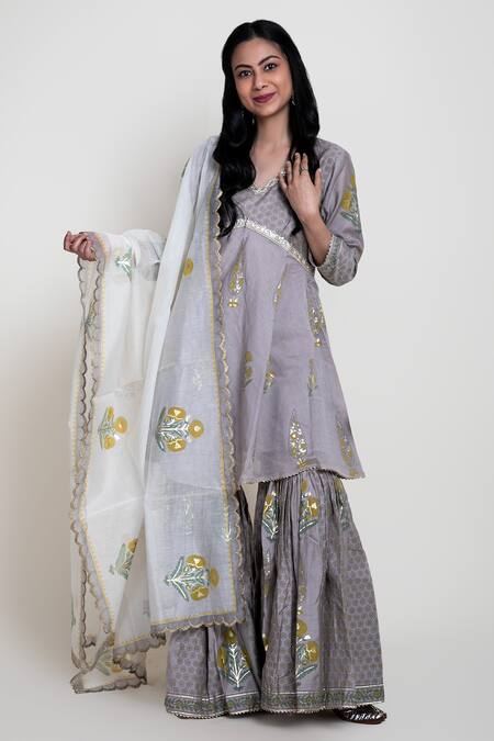 Buy Abbaran Grey Chanderi Block , Foil V Neck Kurta Gharara Set Online at Aza Fashions Buy_Abbaran_Grey Chanderi Block , Foil V Neck Kurta Gharara Set _Online_at_Aza_Fashions