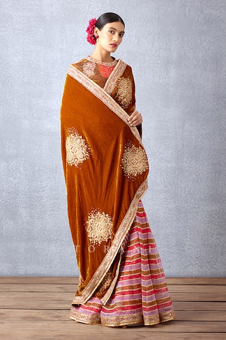 Torani Yellow Velvet, Slub And Crepe Digital Print, Aftaabi Darshini Saree at Aza Fashions Torani_Yellow Velvet, Slub And Crepe Digital Print, Aftaabi Darshini Saree _at_Aza_Fashions