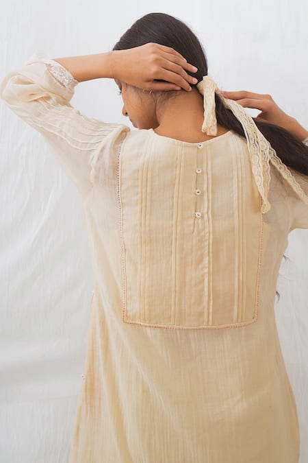 Dhaari Handwoven Embriodered Kurta  